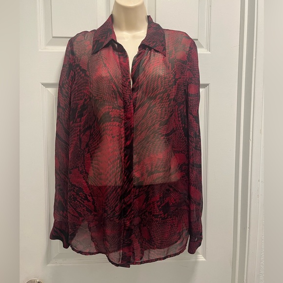 L’AGENCE red silk sheer snakeskin print button up blouse mobwife - Size 6 - EUC - Picture 1 of 15